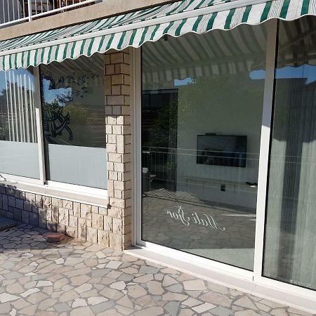 Mali Sjor Apartment Primosten Exterior photo